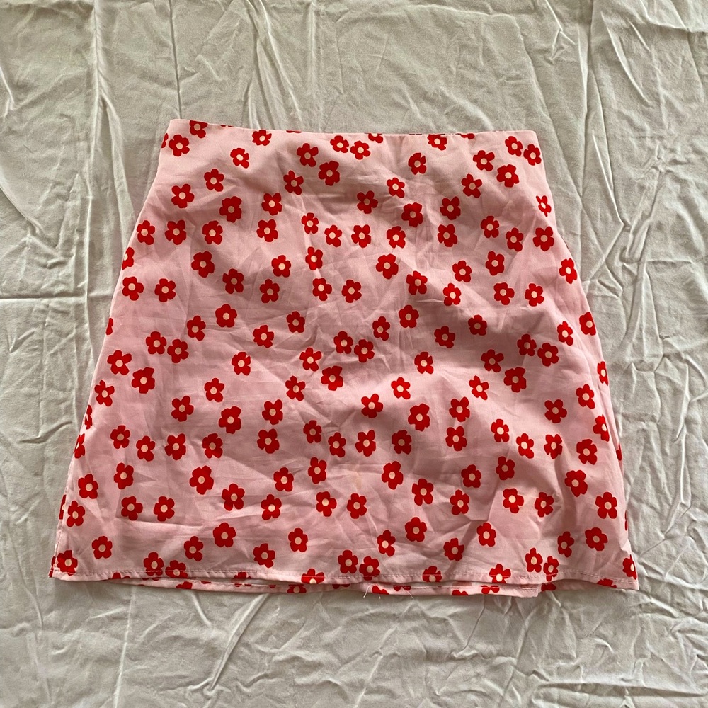 Pink and red floral mini skirt